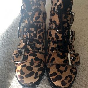 Women hiker TopShop calf hair leopard boots size 81/2